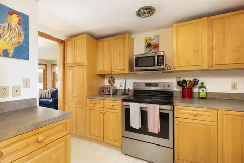 234 Lakeshore Road Thetford VT 05074