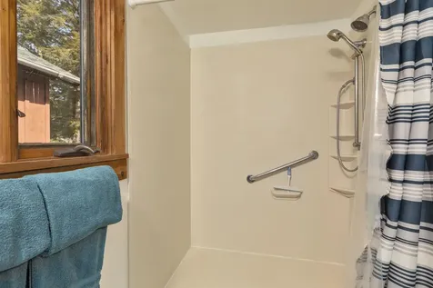 234 Lakeshore Road Thetford VT 05074