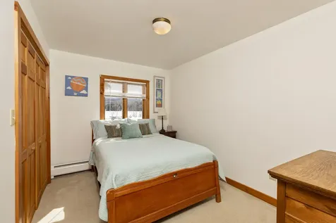 234 Lakeshore Road Thetford VT 05074