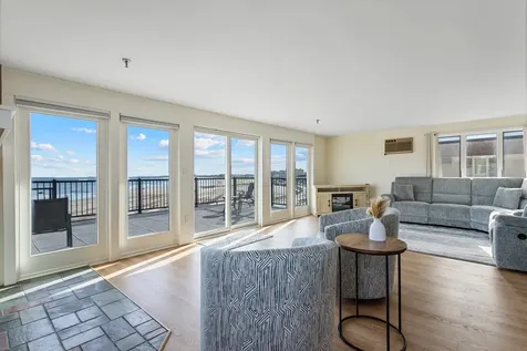 407 Ocean Boulevard Hampton NH 03842