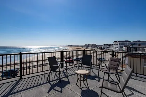 407 Ocean Boulevard Hampton NH 03842