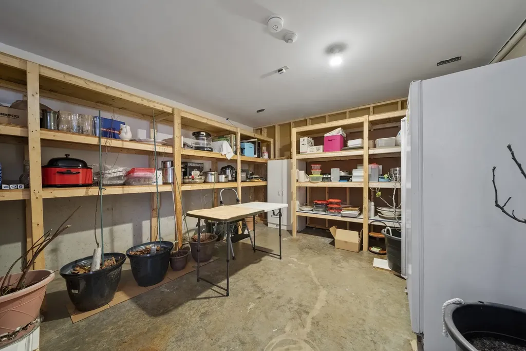 2 Remington Court Derry NH 03038