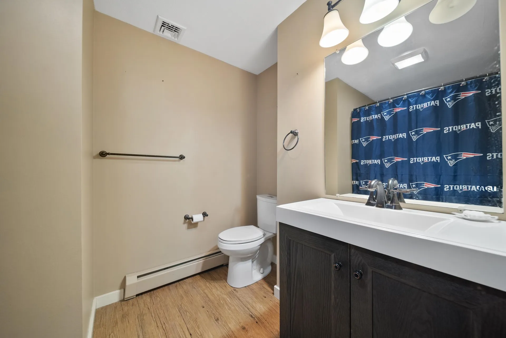 2 Remington Court Derry NH 03038