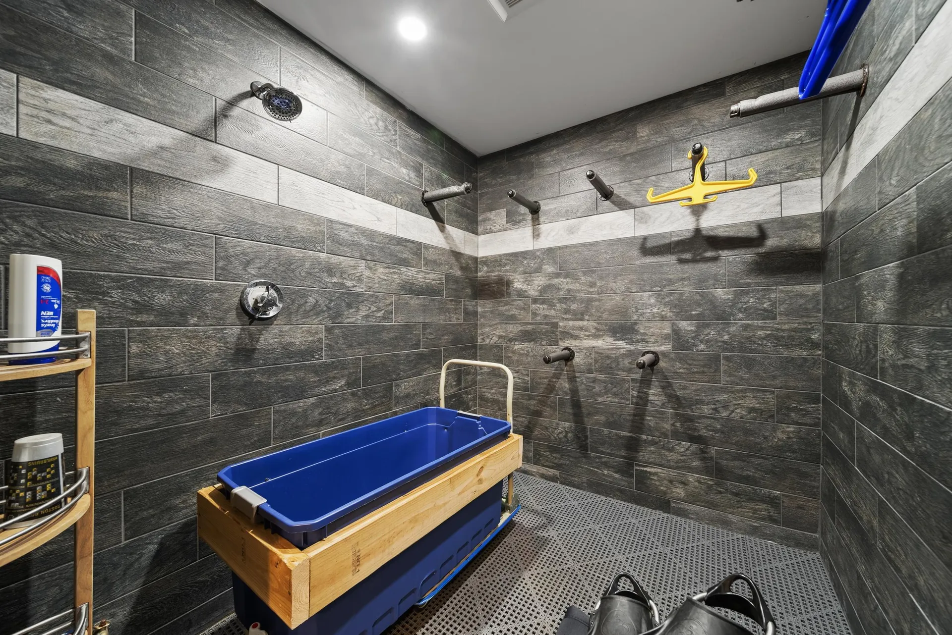 2 Remington Court Derry NH 03038