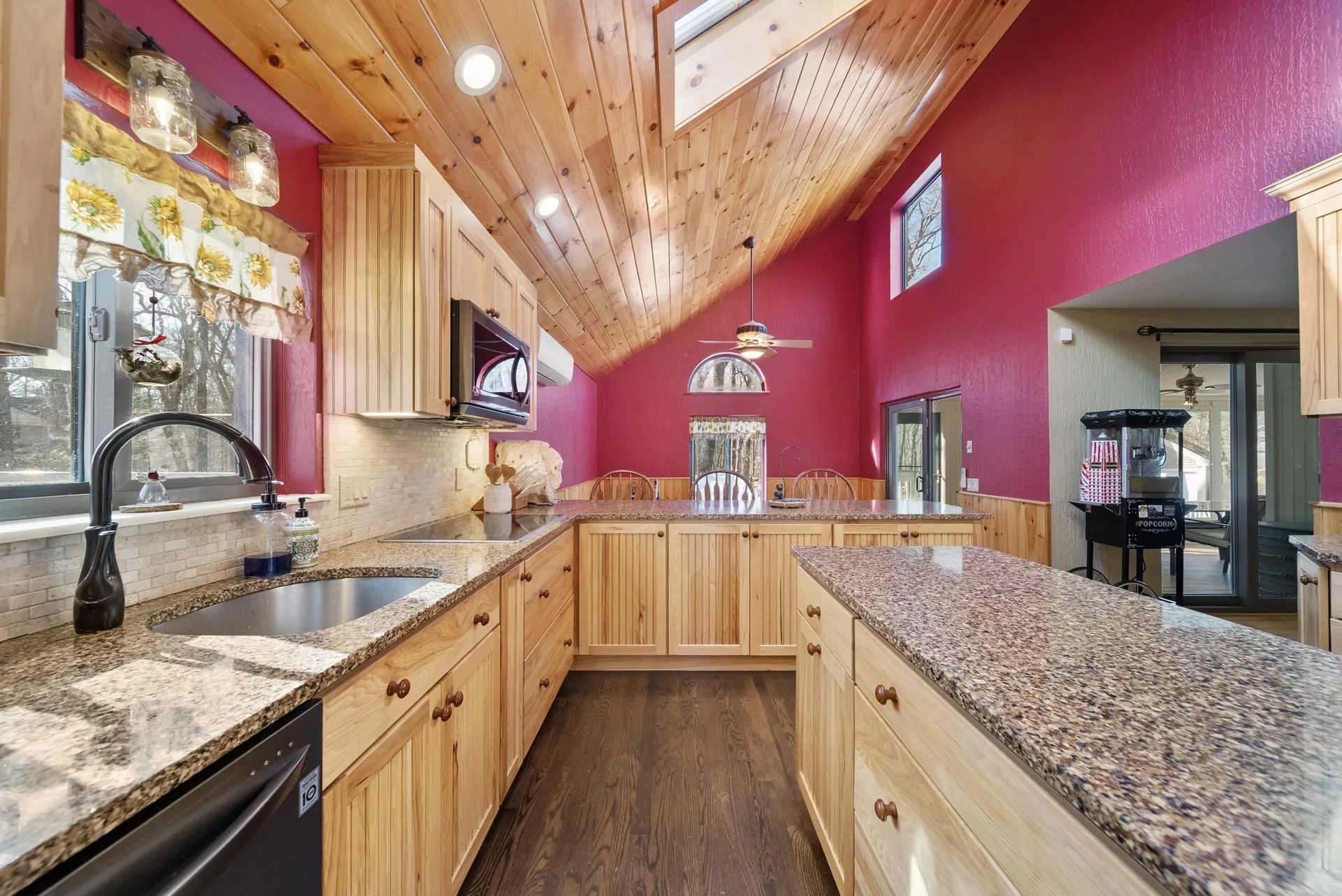 2 Remington Court Derry NH 03038