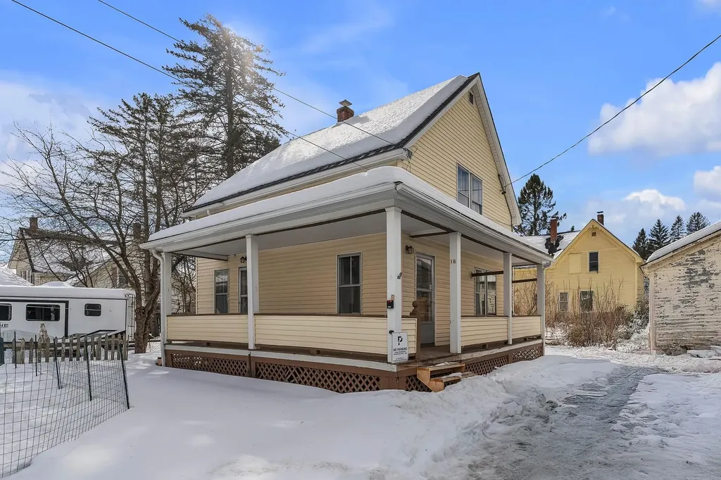 16 Vine Street Barre City VT 05641