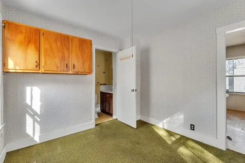 16 Vine Street Barre City VT 05641