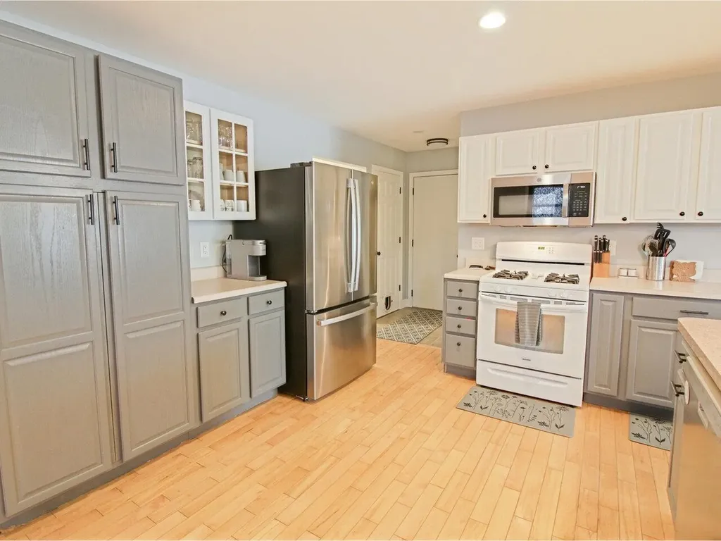 27 Hunting Ridge Lane Milton VT 05468