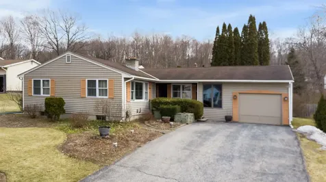 44 Harbour Road Bennington VT 05201