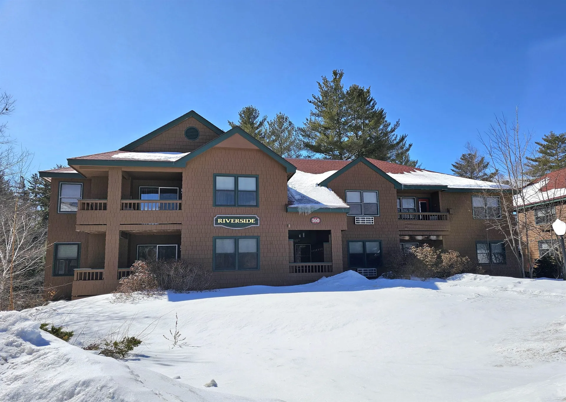 160 Deer Park Drive Woodstock NH 03262