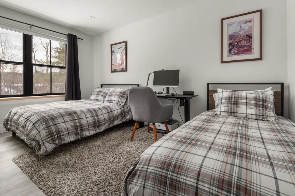 94 Hill Street Stowe VT 05672