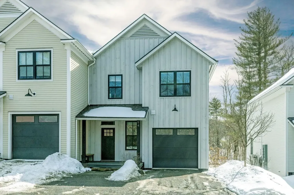 94 Hill Street Stowe VT 05672