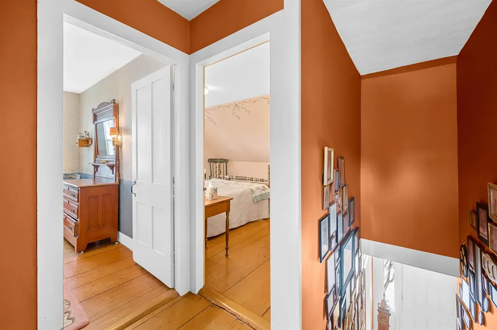 9521 County Road Calais VT 05648