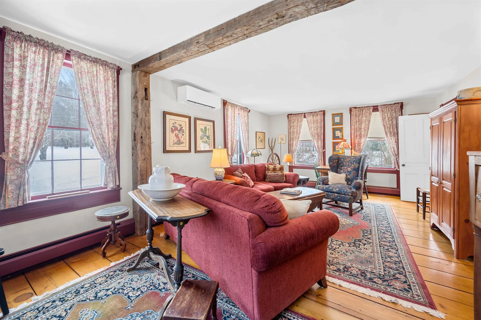 9521 County Road Calais VT 05648