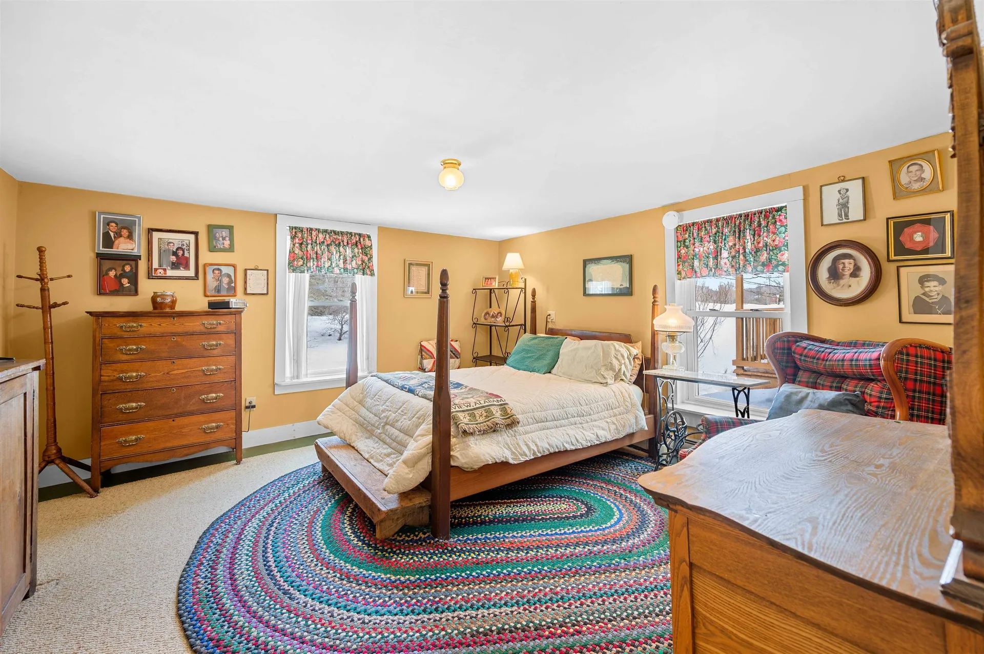 9521 County Road Calais VT 05648