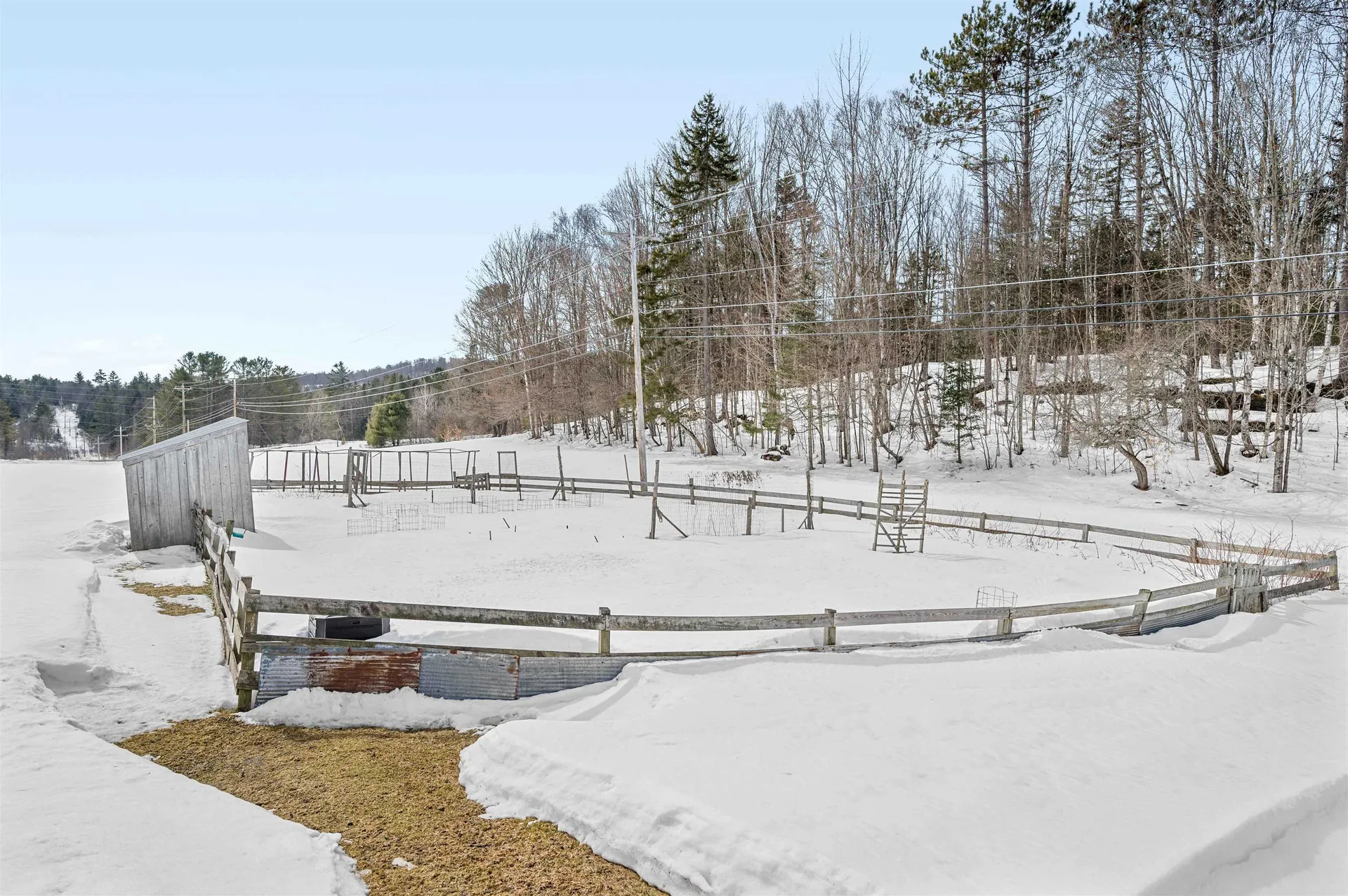 9521 County Road Calais VT 05648