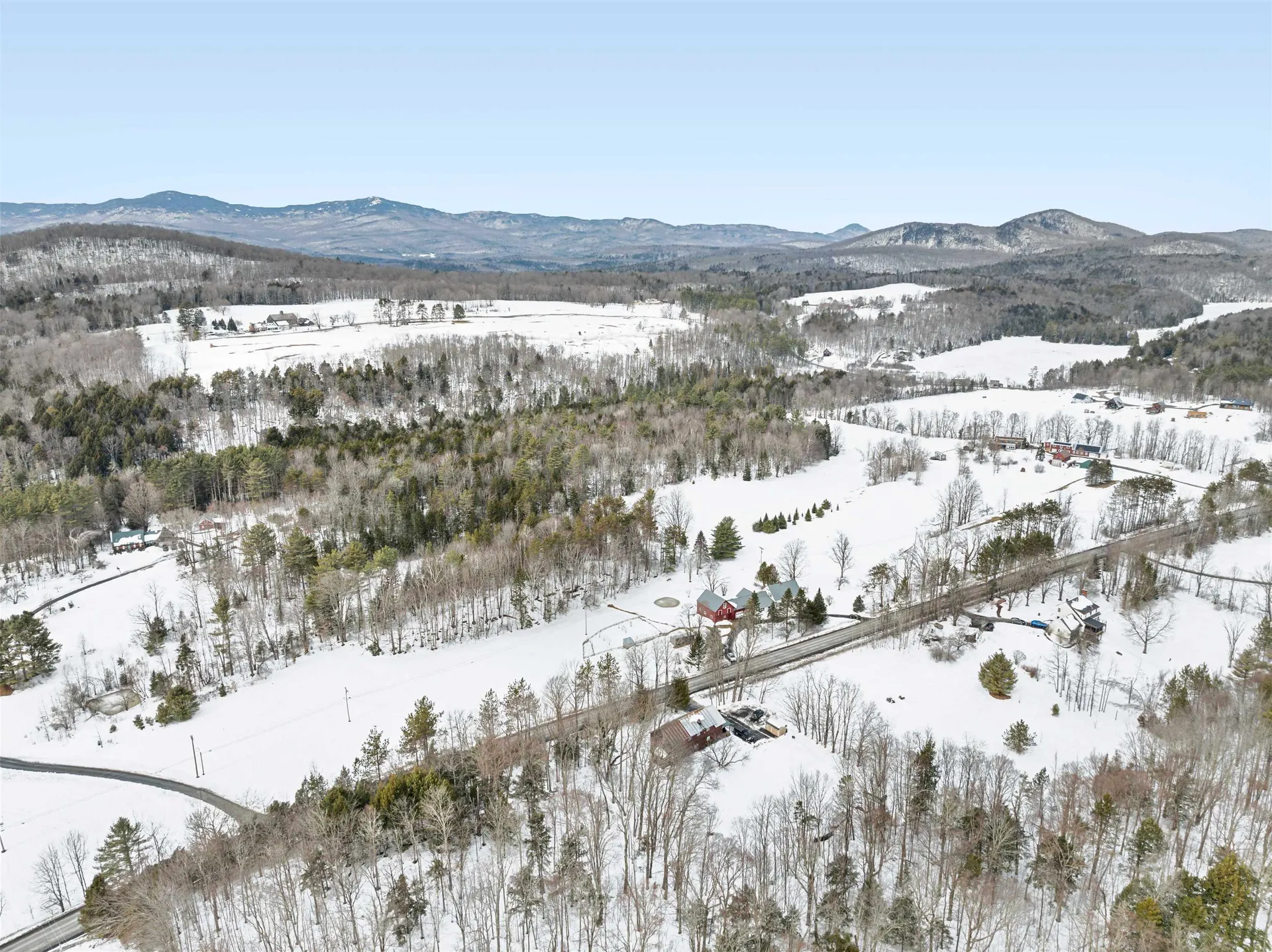 9521 County Road Calais VT 05648