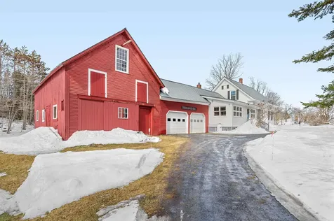 9521 County Road Calais VT 05648