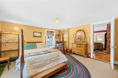 9521 County Road Calais VT 05648