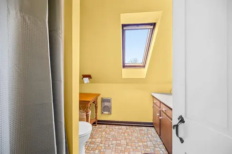 9521 County Road Calais VT 05648