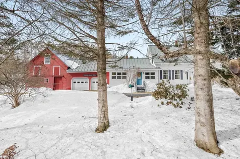 9521 County Road Calais VT 05648