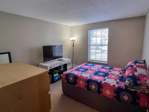20 Wolf Road Lebanon NH 03766