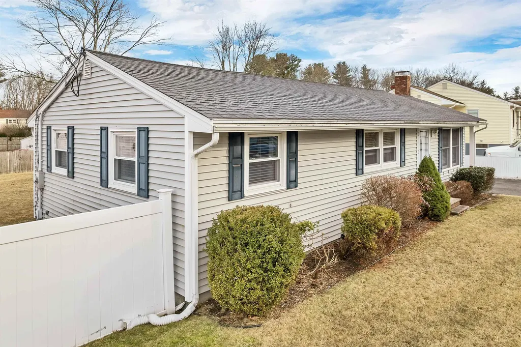 185 Lawrence Road Salem NH 03079