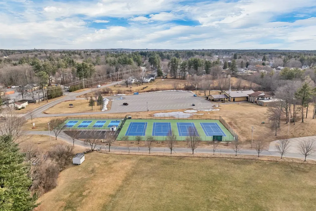 185 Lawrence Road Salem NH 03079