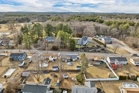 185 Lawrence Road Salem NH 03079