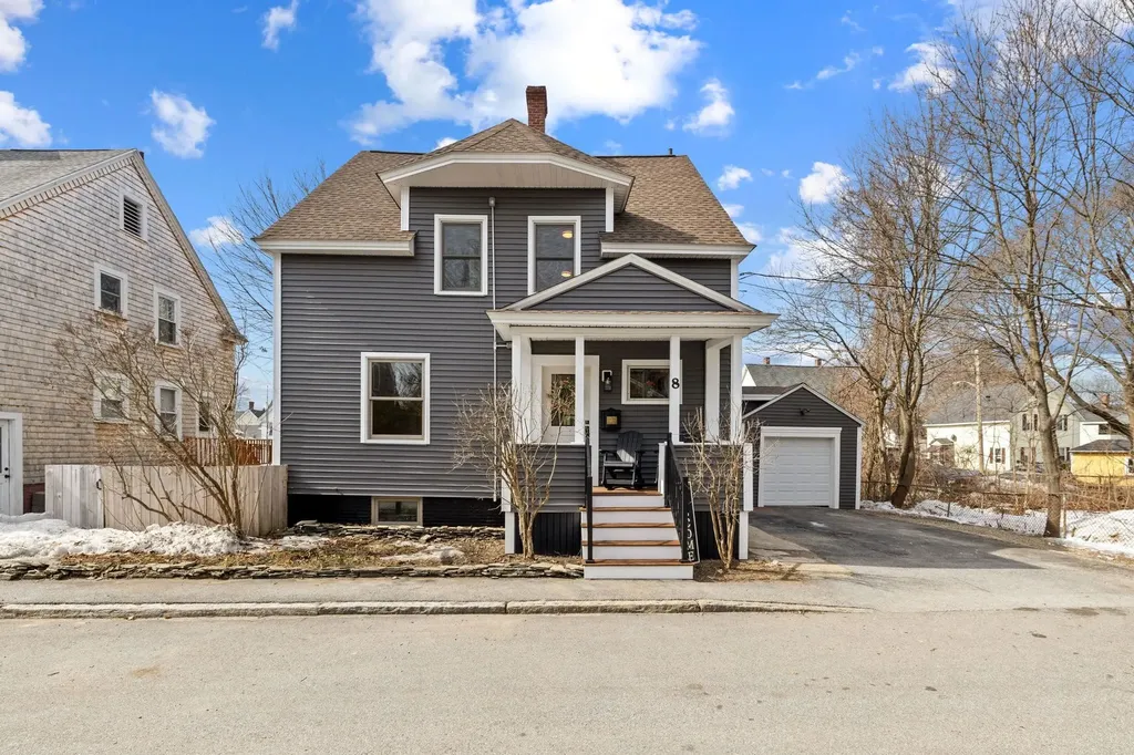 8 Redwood Avenue Concord NH 03301