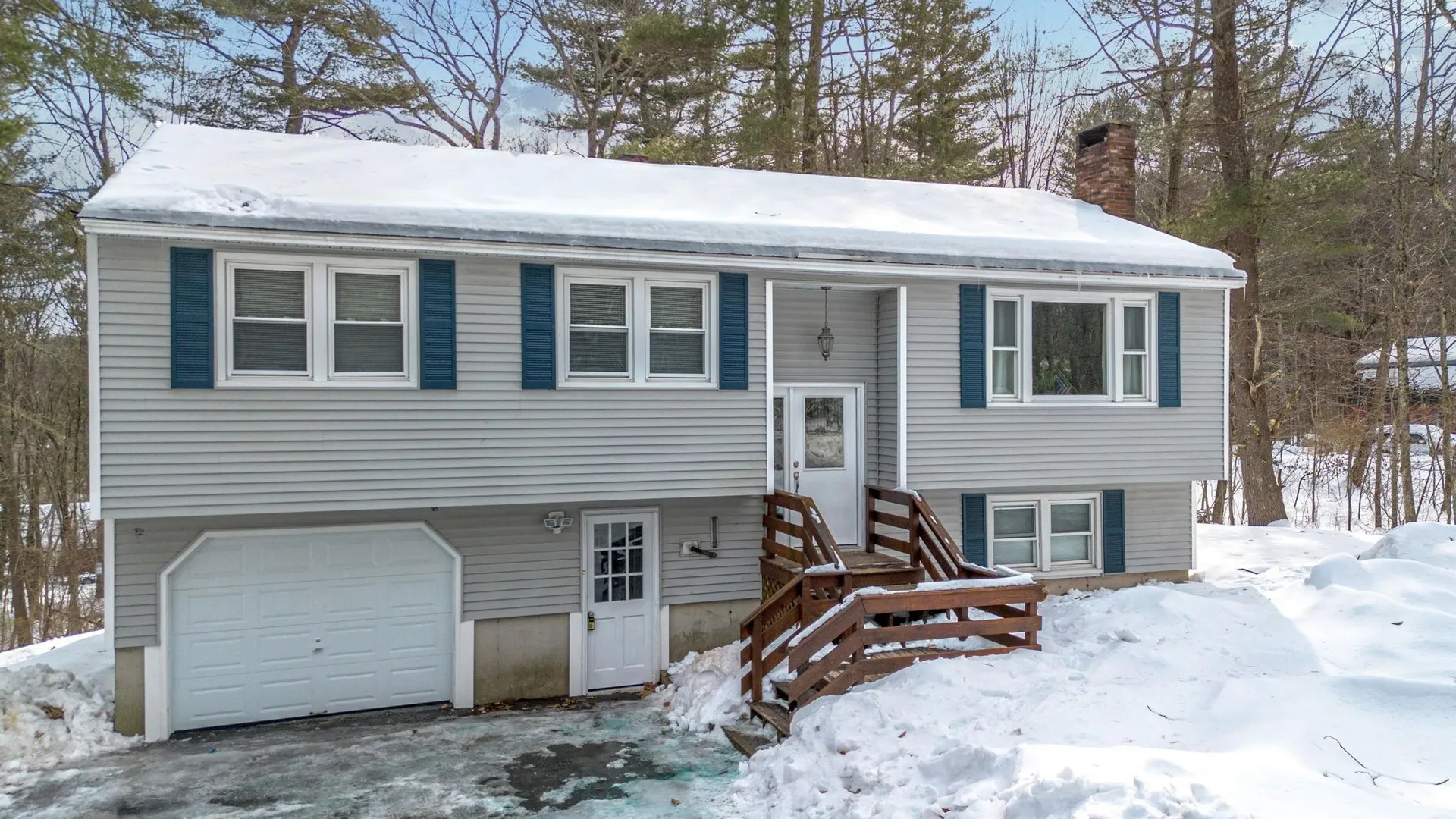 35 Drew Road Derry NH 03038