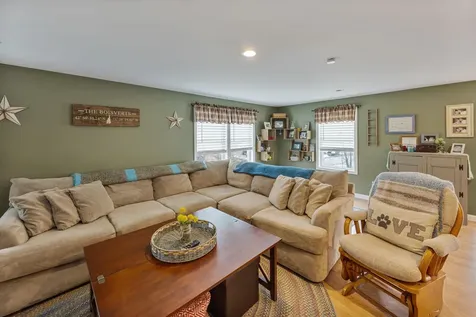 16 Hilltop Drive Milford NH 03055