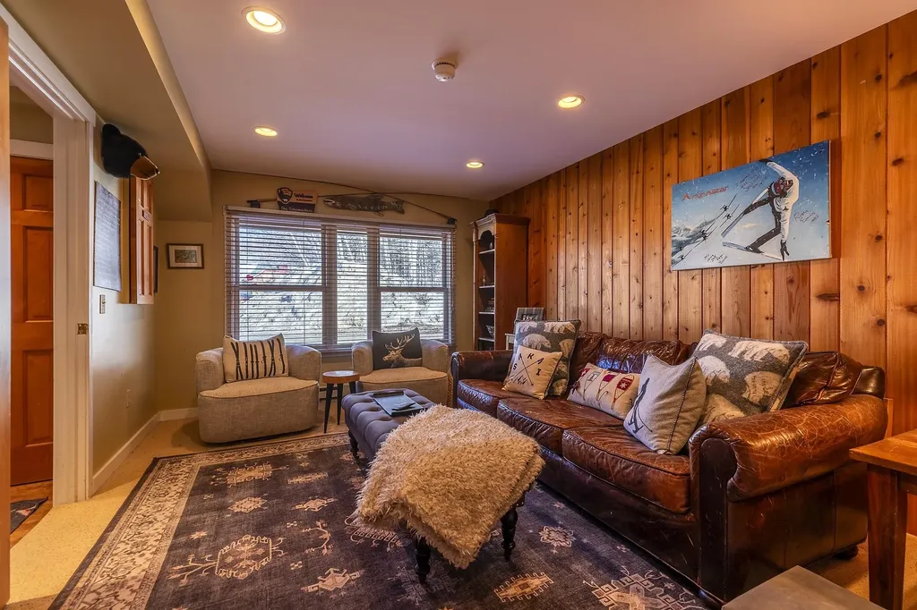 A6 Ridge Court Winhall VT 05340