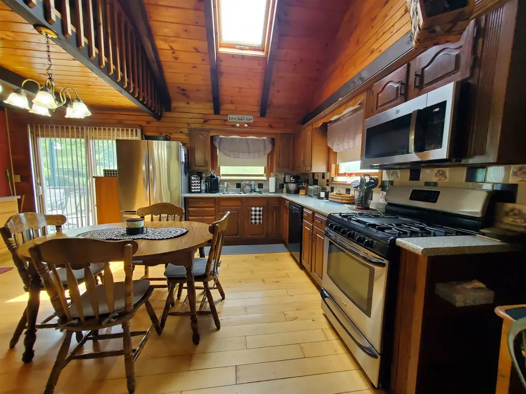 1333 Us Route 4 Canaan NH 03741