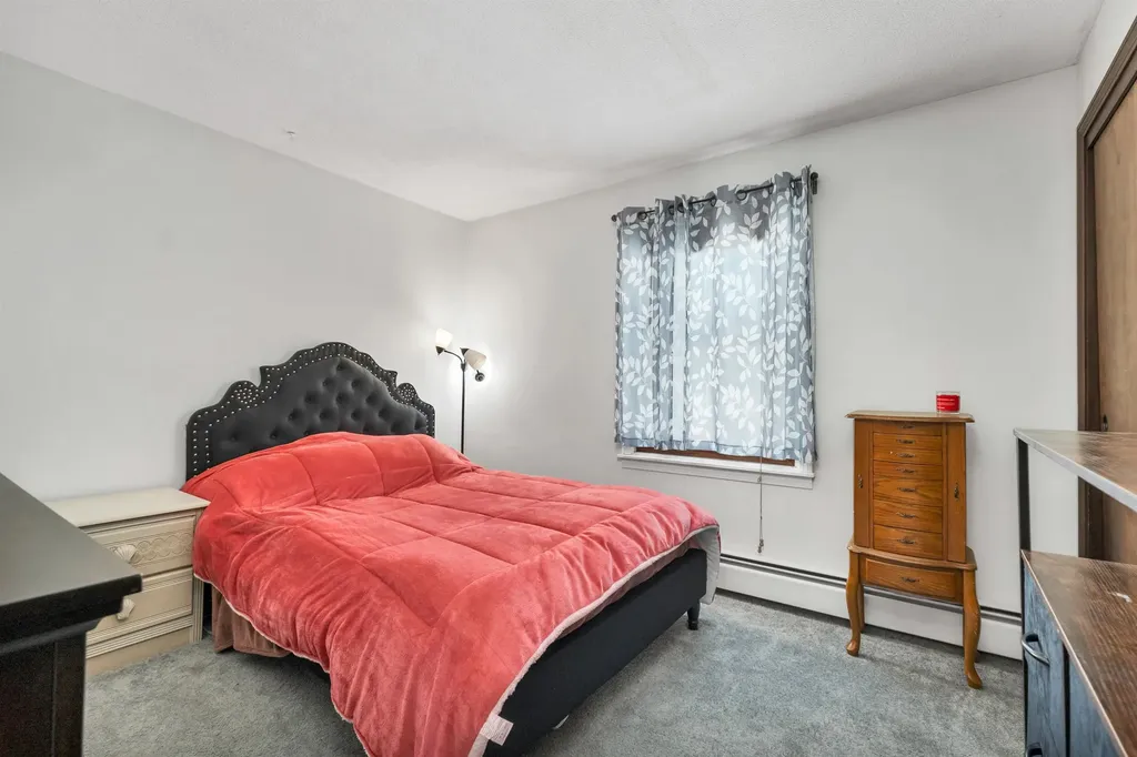 84 Douglas Drive Candia NH 03034