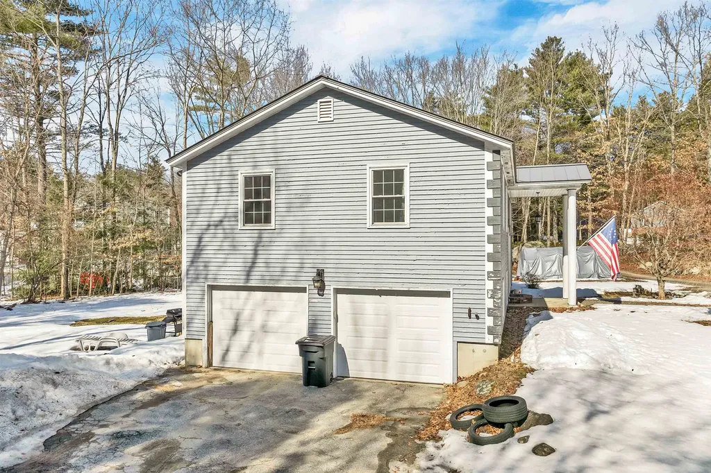 84 Douglas Drive Candia NH 03034