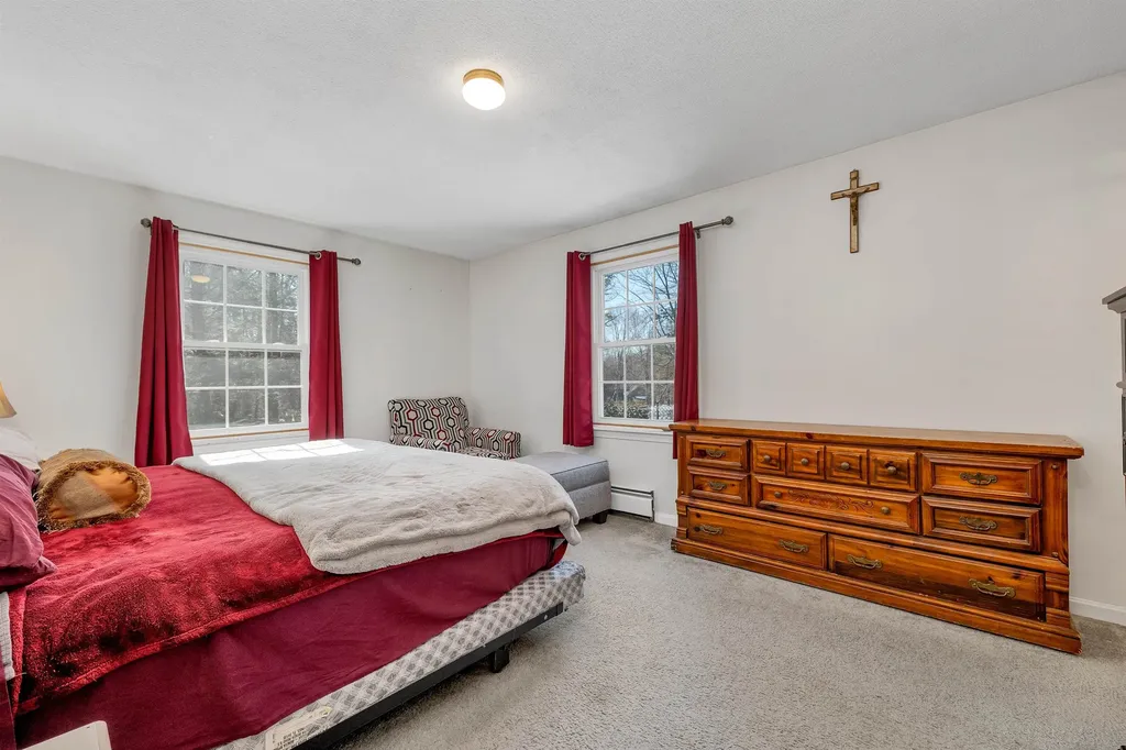 84 Douglas Drive Candia NH 03034