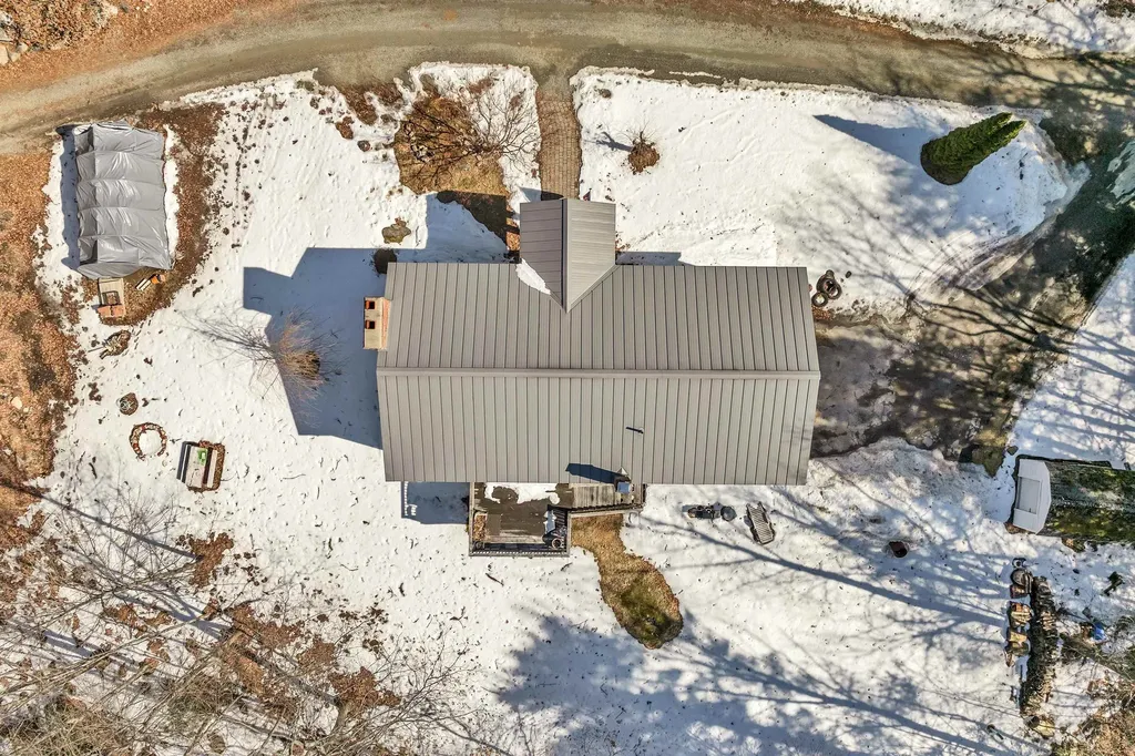 84 Douglas Drive Candia NH 03034