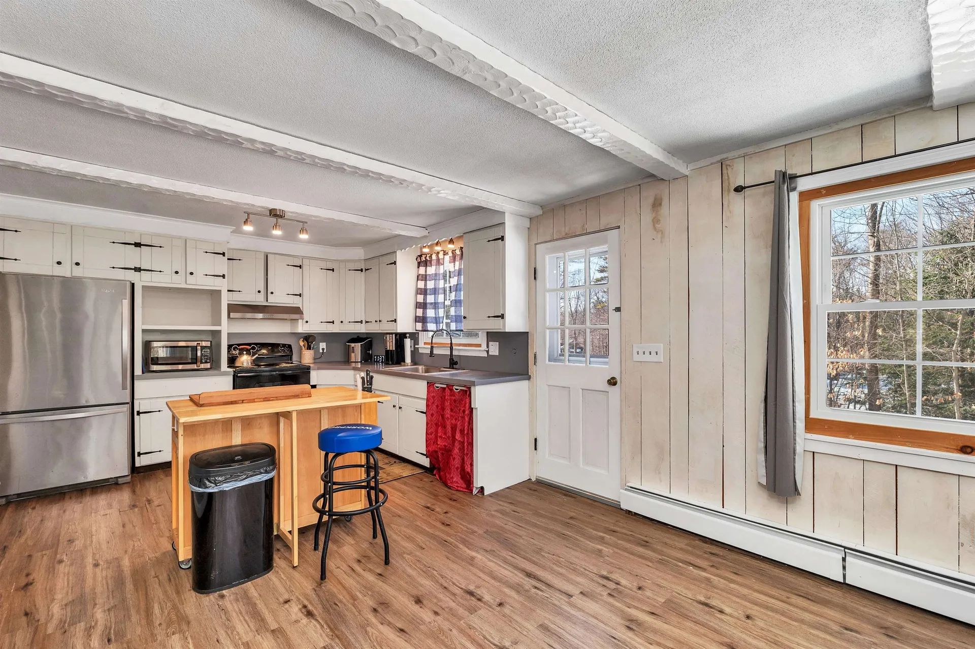 84 Douglas Drive Candia NH 03034