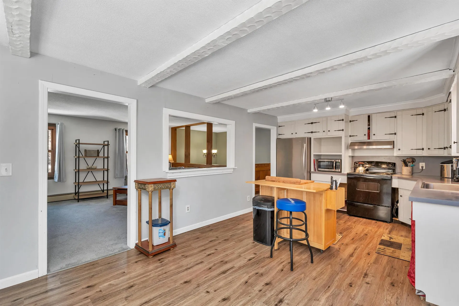 84 Douglas Drive Candia NH 03034