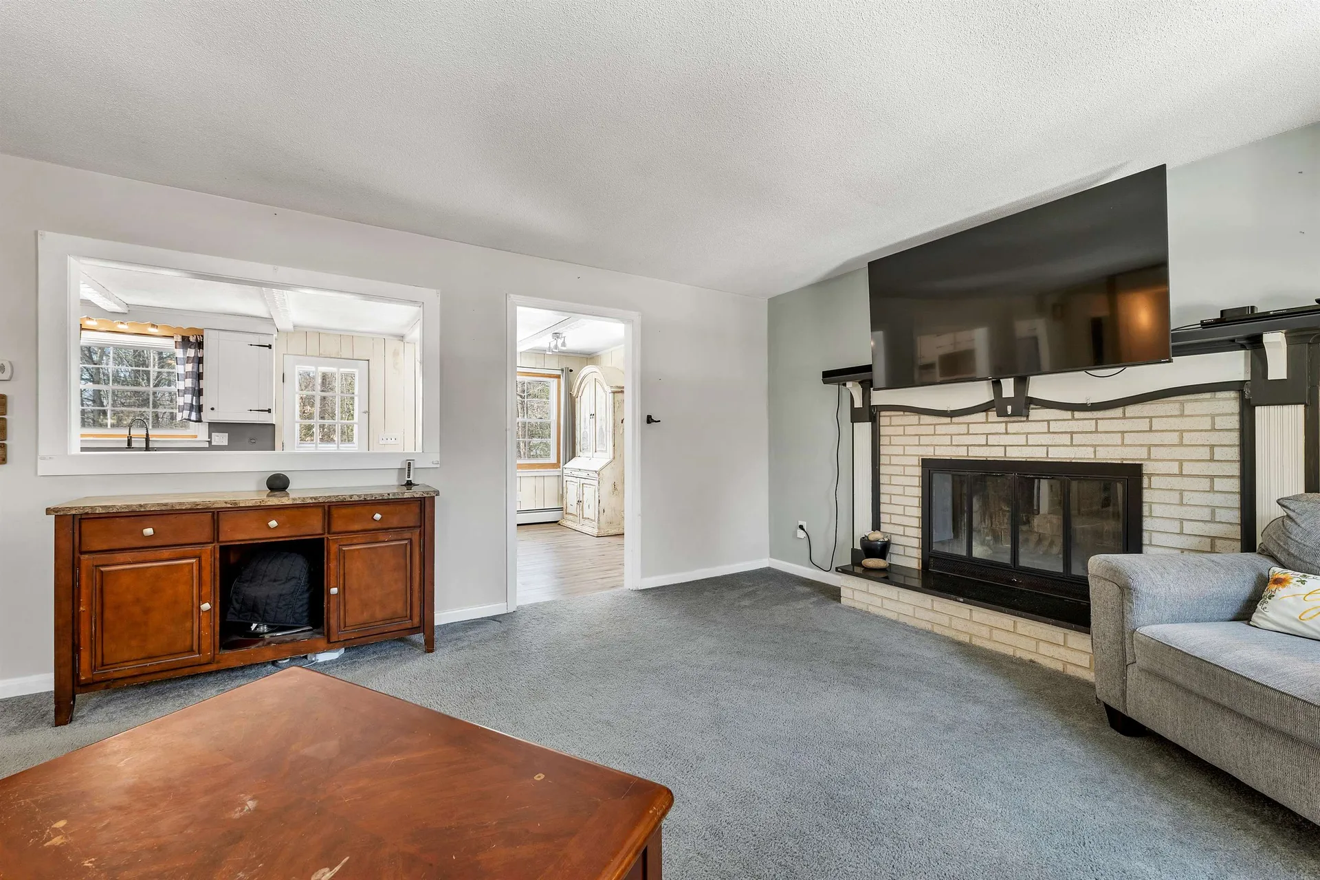 84 Douglas Drive Candia NH 03034