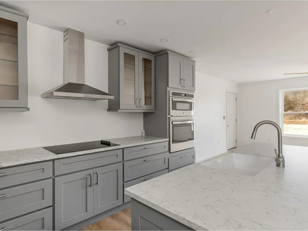 47 Little Brook Lane Bristol VT 05443