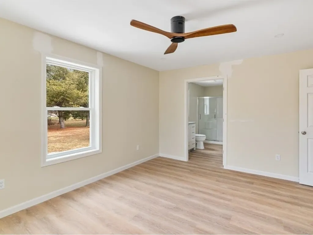 47 Little Brook Lane Bristol VT 05443