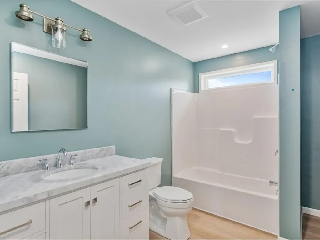 47 Little Brook Lane Bristol VT 05443