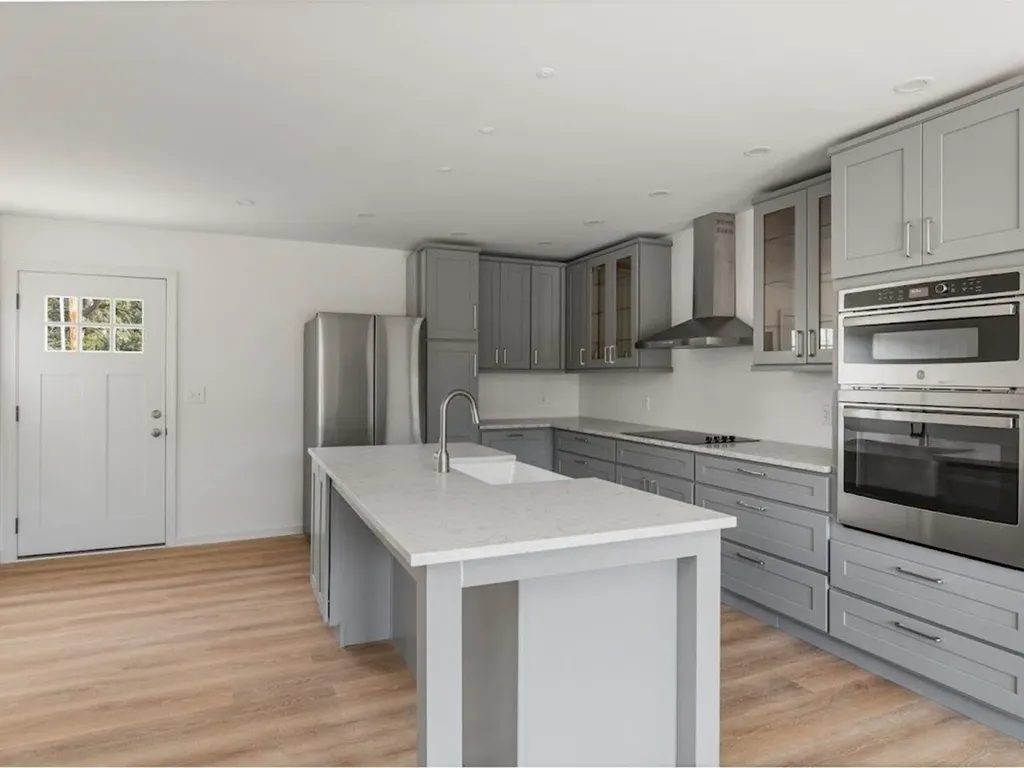 47 Little Brook Lane Bristol VT 05443