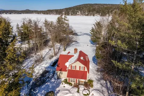 35 Keewaydin Drive Alton NH 03810