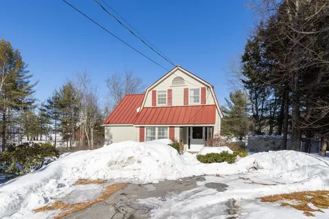 35 Keewaydin Drive Alton NH 03810