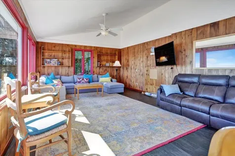 283 Appletree Point Road Burlington VT 05408