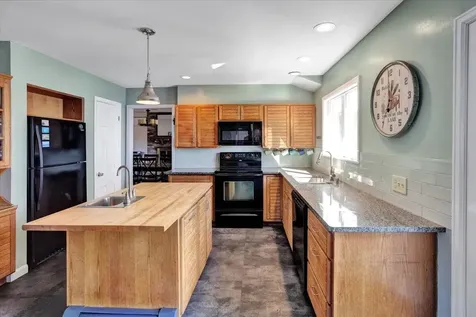 283 Appletree Point Burlington VT 05408