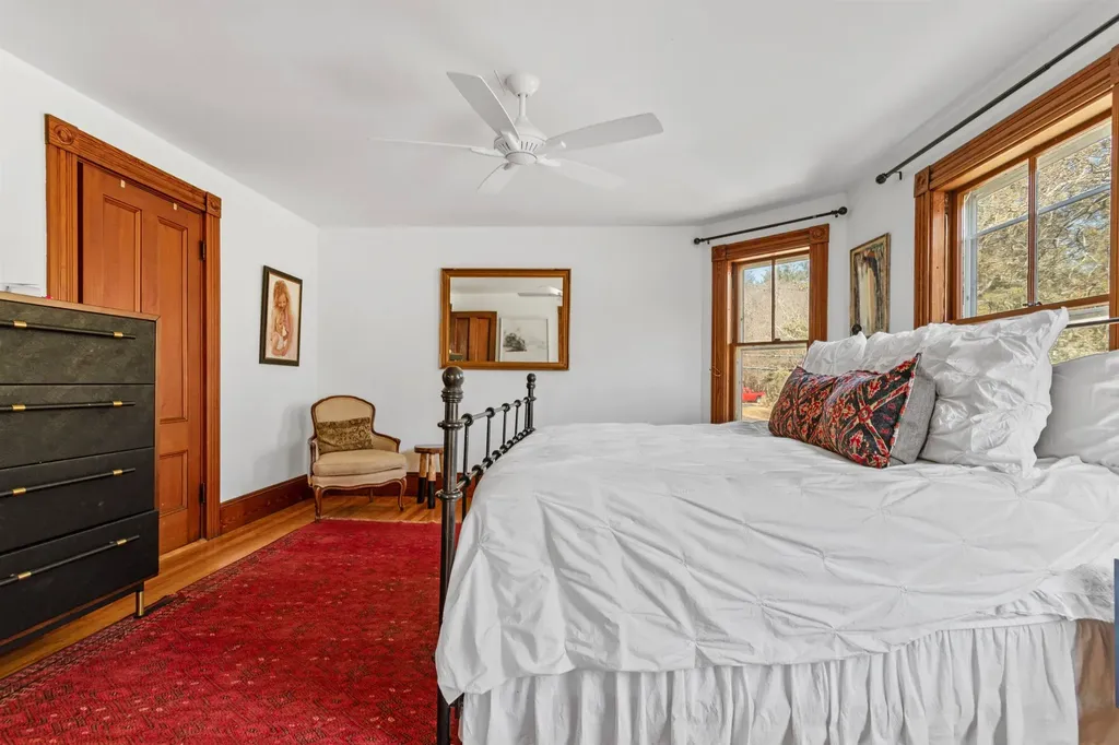 202 Atlantic Avenue North Hampton NH 03862